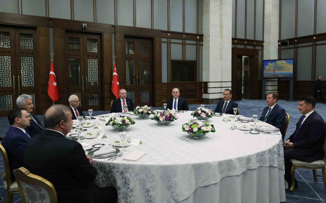 CUMHURBAŞKANI RECEP TAYYİP ERDOĞAN, YÜKSEK MAHKEME BAŞKANLARIYLA CUMHURBAŞKANLIĞI KÜLLİYESİNDE BİR...
