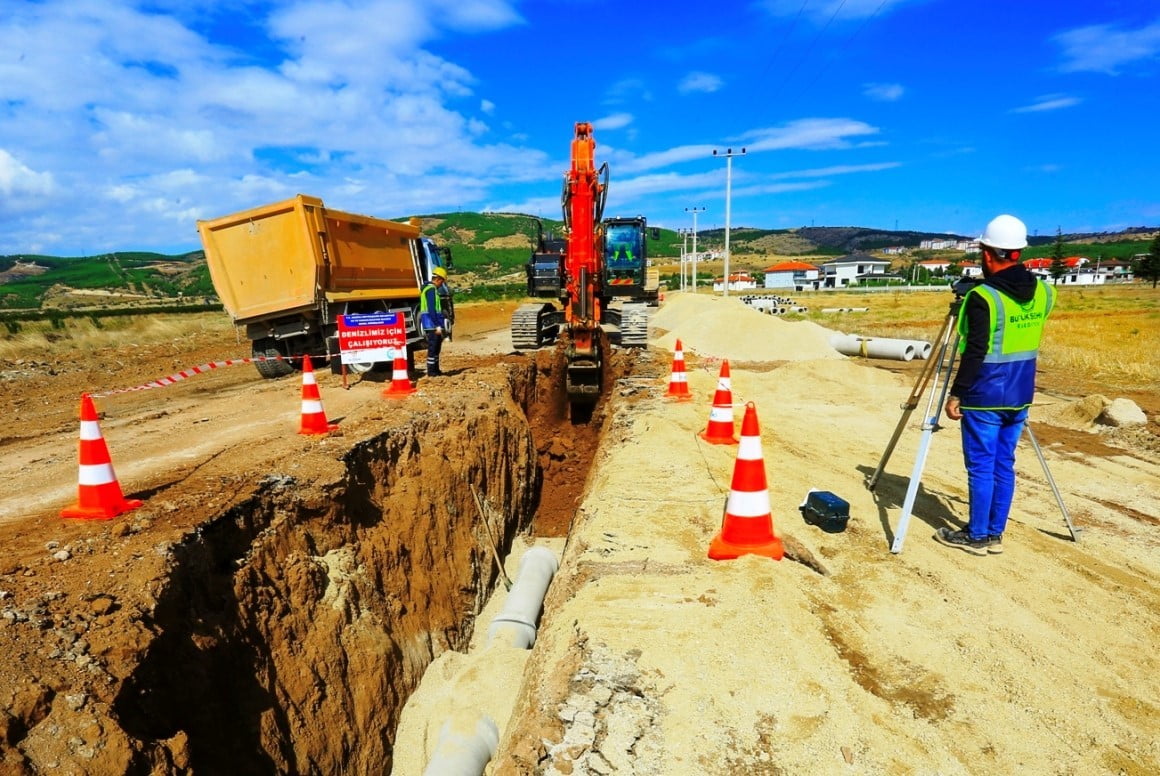 DENİZLİ BÜYÜKŞEHİR BELEDİYESİ DESKİ, BÜYÜYEN VE GELİŞEN YERLEŞİM YERLERİNİN ALTYAPI İHTİYAÇLARINI...