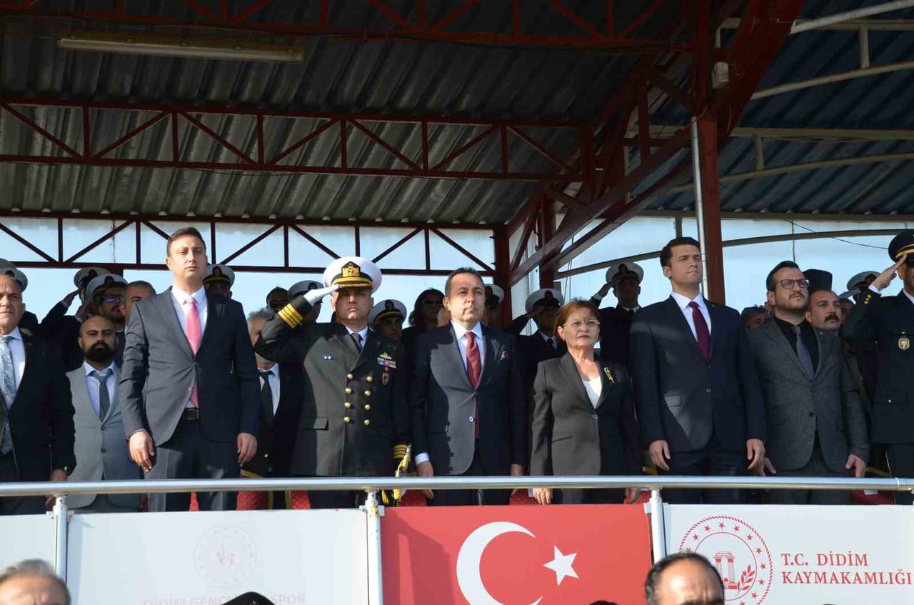 DİDİM’DE 29 EKİM CUMHURİYET BAYRAMI COŞKUSU YAŞANDI