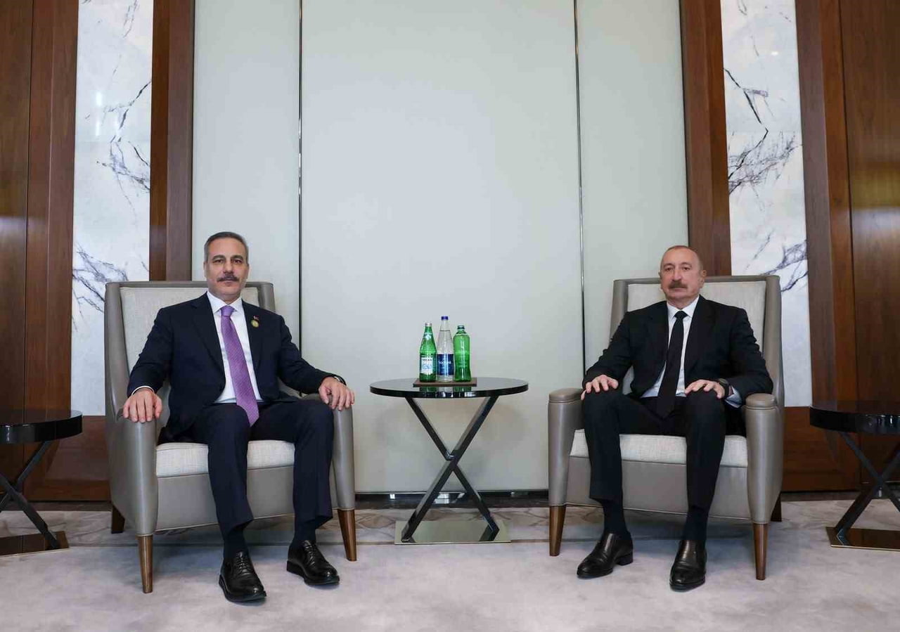 DIŞİŞLERİ BAKANI HAKAN FİDAN, AZERBAYCAN'DA CUMHURBAŞKANI İLHAM ALİYEV TARAFINDAN KABUL...