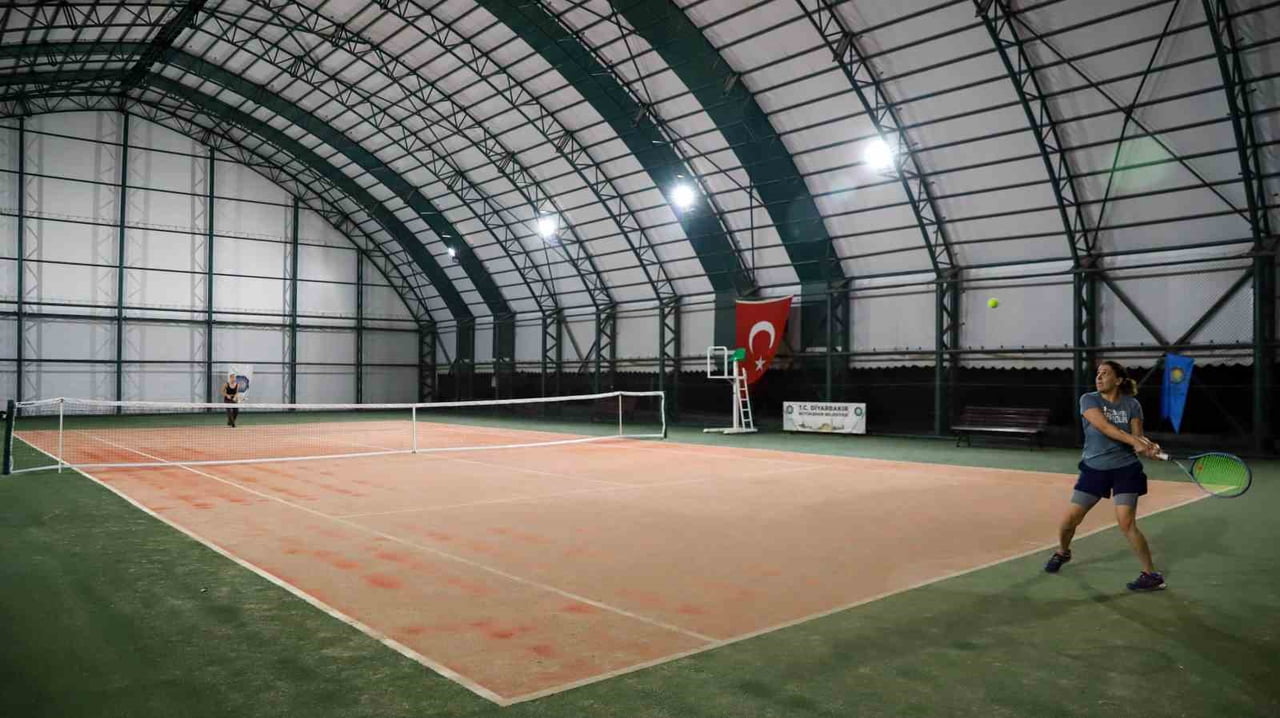 DİYARBAKIR BÜYÜKŞEHİR BELEDİYESİNİN DÜZENLEDİĞİ 16. AMED CUP TENİS TURNUVASI, 354 SPORCUYU...