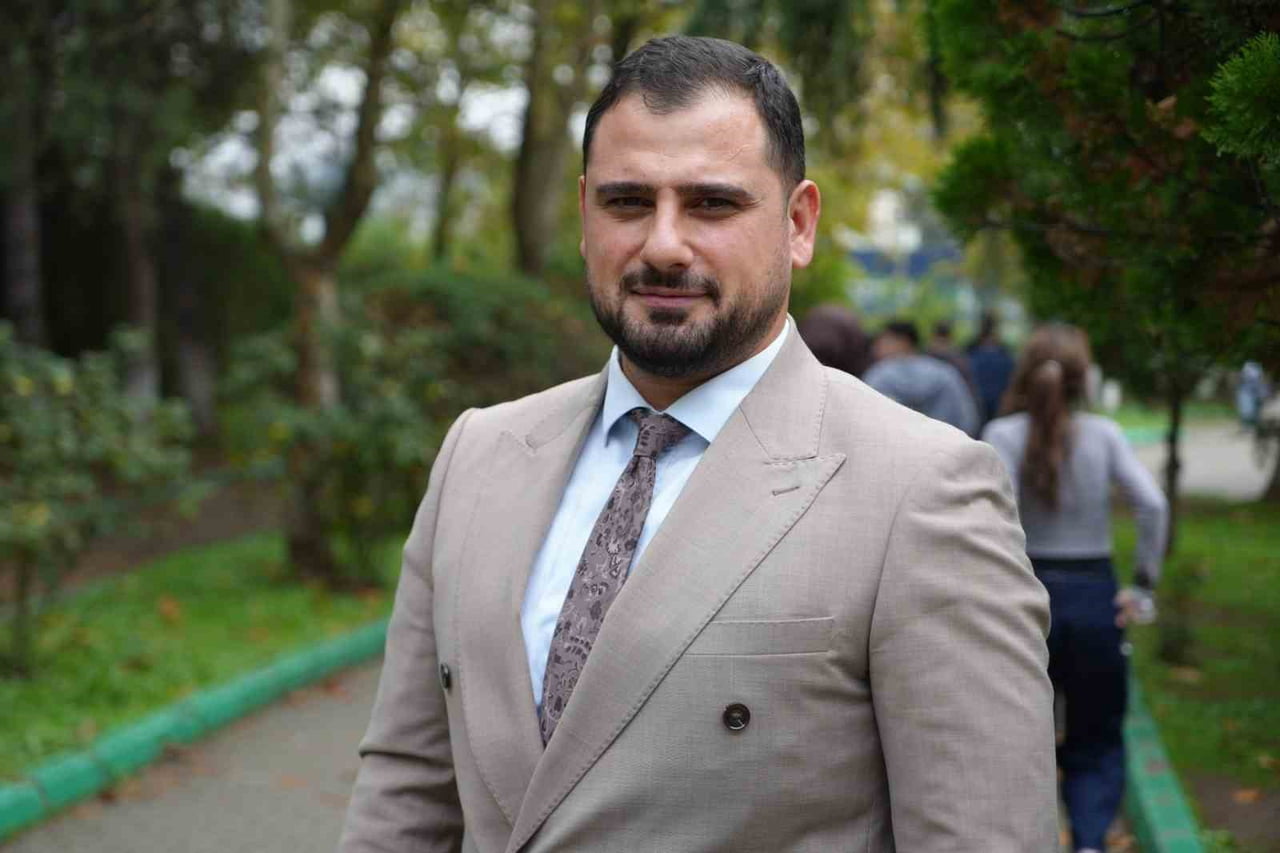DR. ÖĞR. ÜYESİ ALİ RUHAN ÇELİK