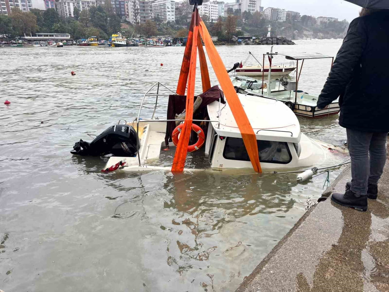 DÜZCE’NİN AKÇAKOCA İLÇESİNDE ETKİLİ OLAN OLUMSUZ HAVA KOŞULLARI VE ŞİDDETLİ YAĞIŞ NEDENİYLE...