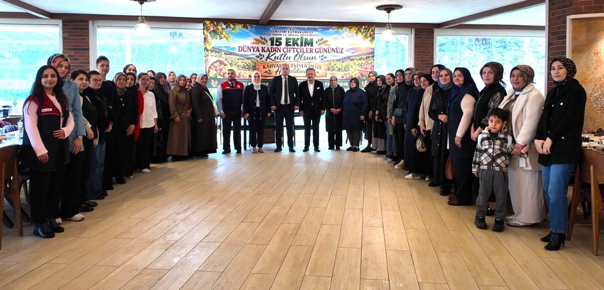 DÜZCE’NİN CUMAYERİ İLÇESİNDE, DÜNYA KADIN ÇİFTÇİLER GÜNÜ DOLAYISIYLA DÜZENLENEN PROGRAMDA...