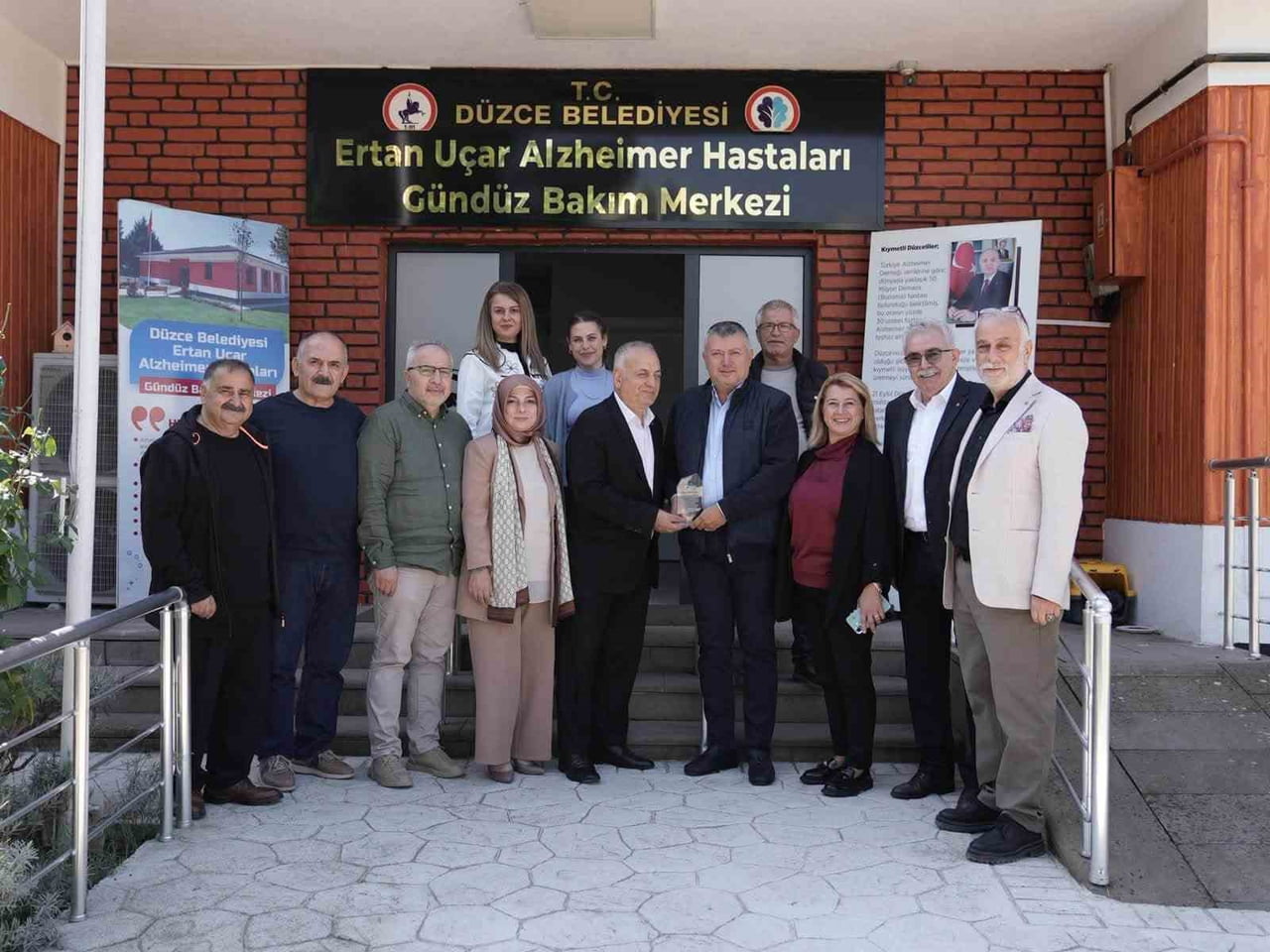 DÜZCE’YE GELEN BEYAZAY DERNEĞİ GENEL BAŞKANI VE AK PARTİ 22. DÖNEM İSTANBUL MİLLETVEKİLİ LOKMAN...