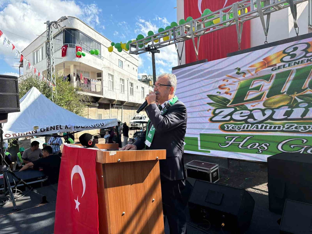ELLEK BELEDİYE BAŞKANI ABBAS YEŞİLDEMİR KONUŞMA YAPTI