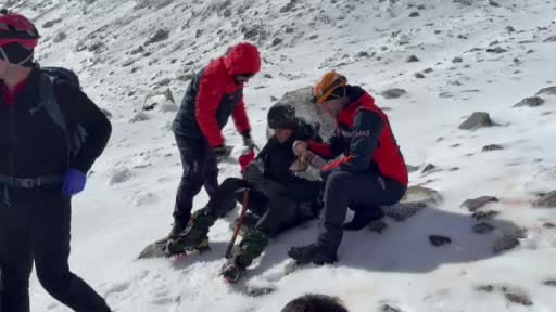 Erciyes'e zirve tırmanışı yapan dağcı uçurumdan düşerek hayatını kaybetti