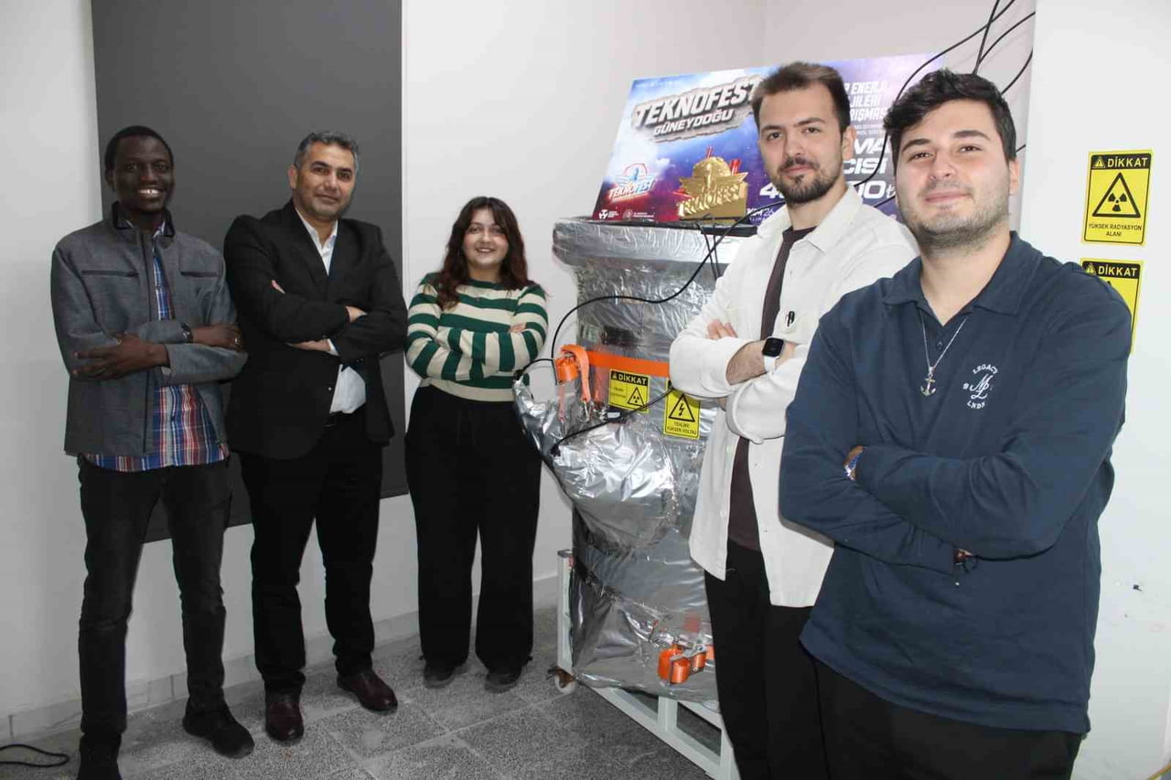 ERCİYES ÜNİVERSİTESİ (ERÜ) FİZİK BÖLÜMÜ NÜKLEER FİZİK ANABİLİM DALI ÖĞRETİM ÜYESİ DOÇ. DR. EMRAH...