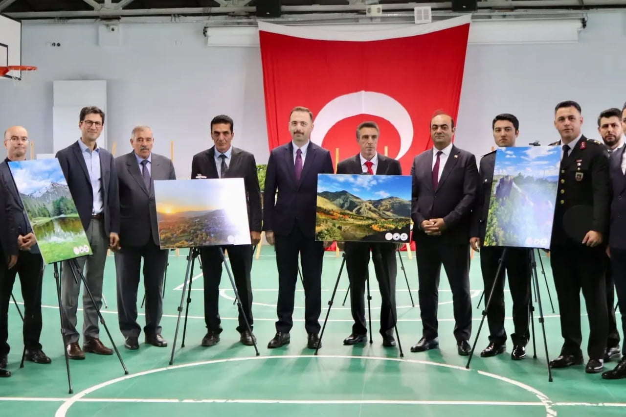 ERZİNCAN'IN ÜZÜMLÜ İLÇESİNDE, 29 EKİM CUMHURİYET BAYRAMI'NIN 103. YIL DÖNÜMÜ ETKİNLİKLERİ...