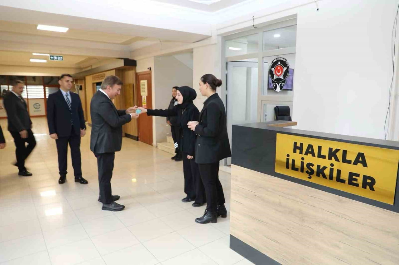 ERZİNCAN VALİLİĞİ KOORDİNASYONUNDA, VATANDAŞLARIN KAMU HİZMETLERİNE DAHA KOLAY VE HIZLI...