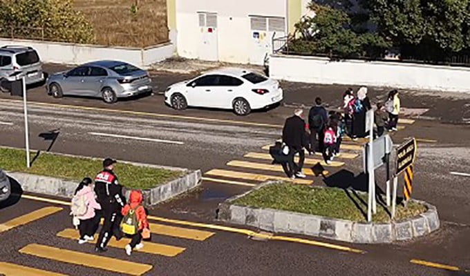 ERZURUM’DA ÖĞRENCİLERİN GÜVENLİĞİNİN SAĞLANMASI VE EĞİTİM ORTAMININ HUZURUNUN KORUNMASI AMACIYLA...