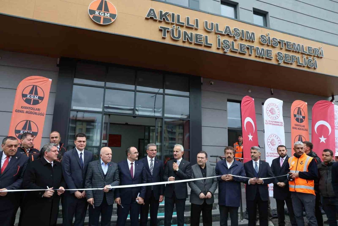 ERZURUM’DA ULAŞIM GÜVENLİĞİNİ ARTIRMAK, TÜNEL VE KAVŞAKLARIN YÖNETİMİNİ SAĞLAMAK, KAR VE BUZLA...
