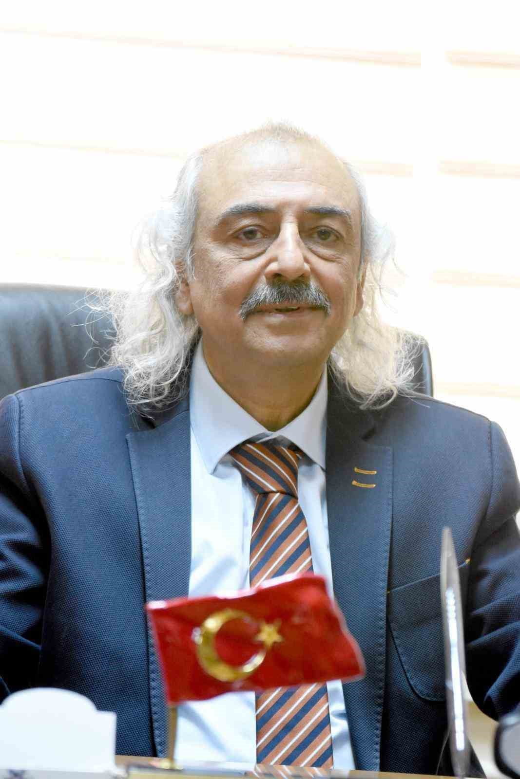 ERZURUM TARİH DERNEĞİ BAŞKANI HACI ÖMER ÖZDEN, 29 EKİM CUMHURİYET BAYRAMI MÜNASEBETİYLE BİR MESAJ...