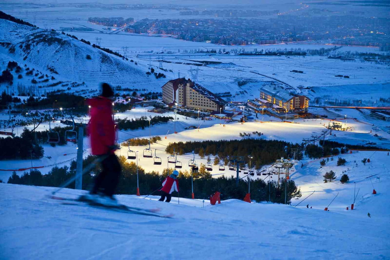 ERZURUM TURİZMİNDE 2026 YILININ İLK 8 AYINDA BÜYÜK BİR İVME YAKALANARAK, TOPLAM TURİST SAYISI...