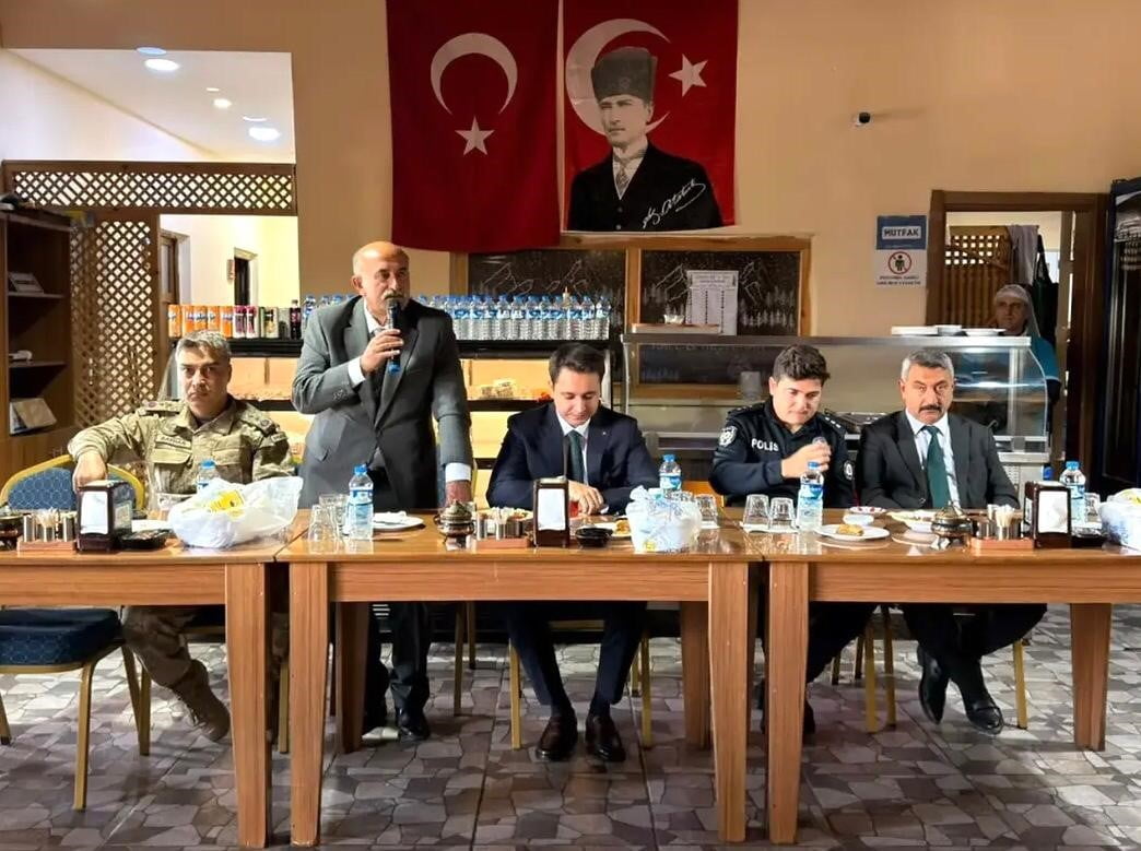 ERZURUM’UN ŞENKAYA İLÇESİNDE, MUHTARLAR GÜNÜ DOLAYISIYLA ŞENKAYA BELEDİYESİ TARAFINDAN MUHTARLARLA...