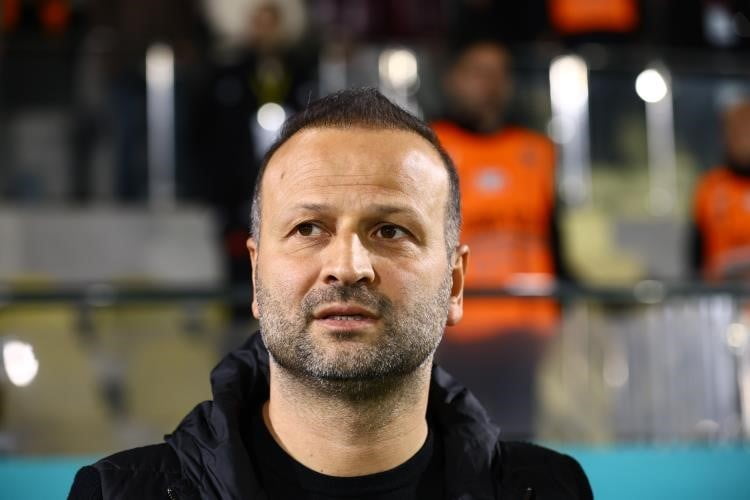 ESENLER EROKSPOR'A 3-2 YENİLEN ANKARA KEÇİÖRENGÜCÜ'NDE TEKNİK DİREKTÖR OSMAN ZEKİ KORKMAZ, HER...