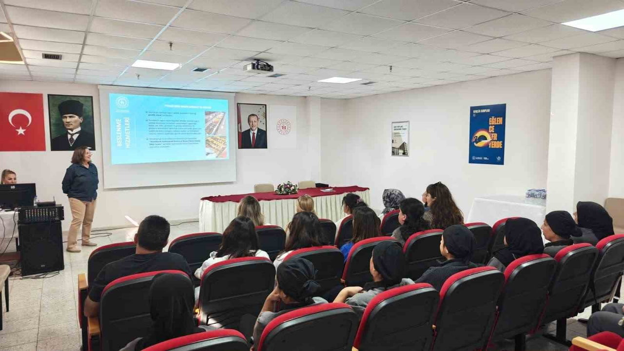ESKİŞEHİR'DE ÖĞRENCİ YURTLARINDA SUNULAN BESLENME HİZMETLERİNİN KALİTESİNİ ARTIRMAK VE GÜVENLİ...