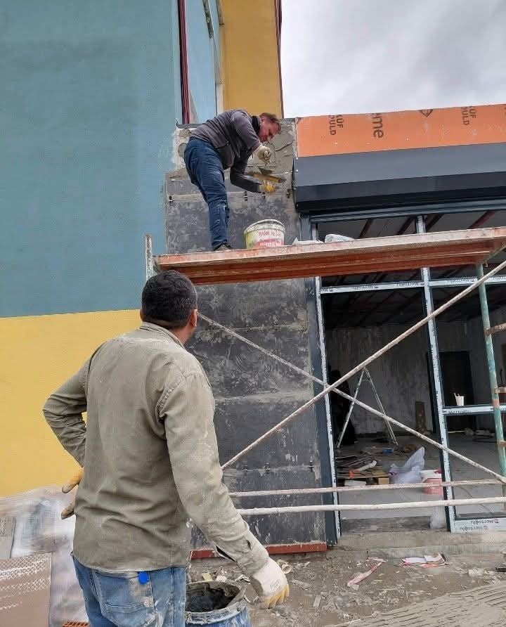 ESKİŞEHİR'DE SIVA YAPARKEN FOTOĞRAFLANAN ODUNPAZARI MESLEKİ EĞİTİM MERKEZİ (MESEM) MÜDÜRÜ ERHAN...