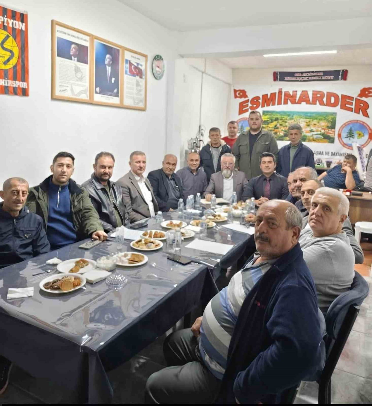 ESKİŞEHİR’DE MİHALIÇÇIKLI DERNEK BAŞKANLARI VE YUNUSEMRE PLATFORMU TEMSİLCİLERİ, ORTAK PROJELER VE...