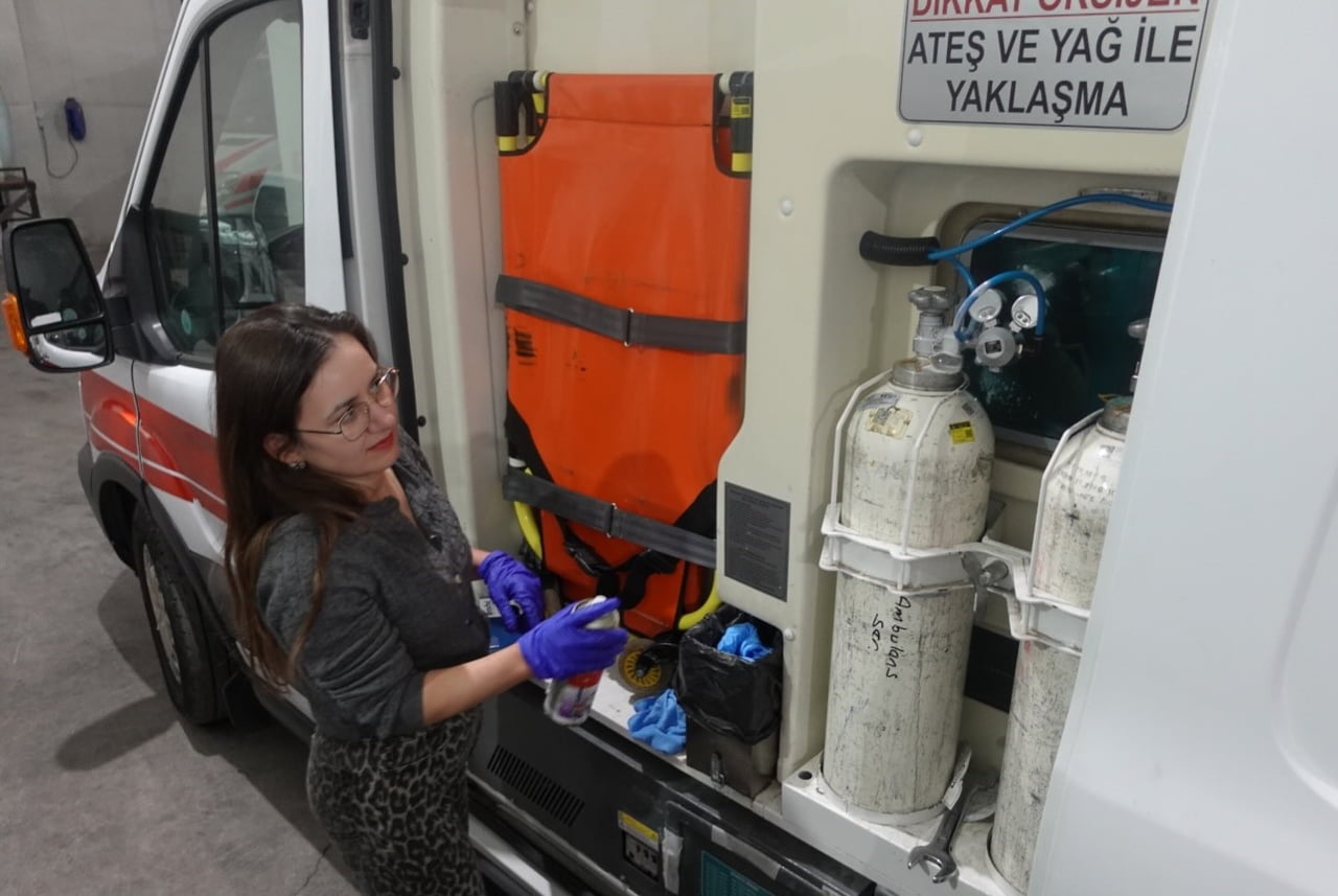 ESKİŞEHİR İL AMBULANS SERVİSİ BAŞHEKİMLİĞİ TARAFINDAN ACİL SAĞLIK PERSONELİNE YÖNELİK "OKSİJEN...