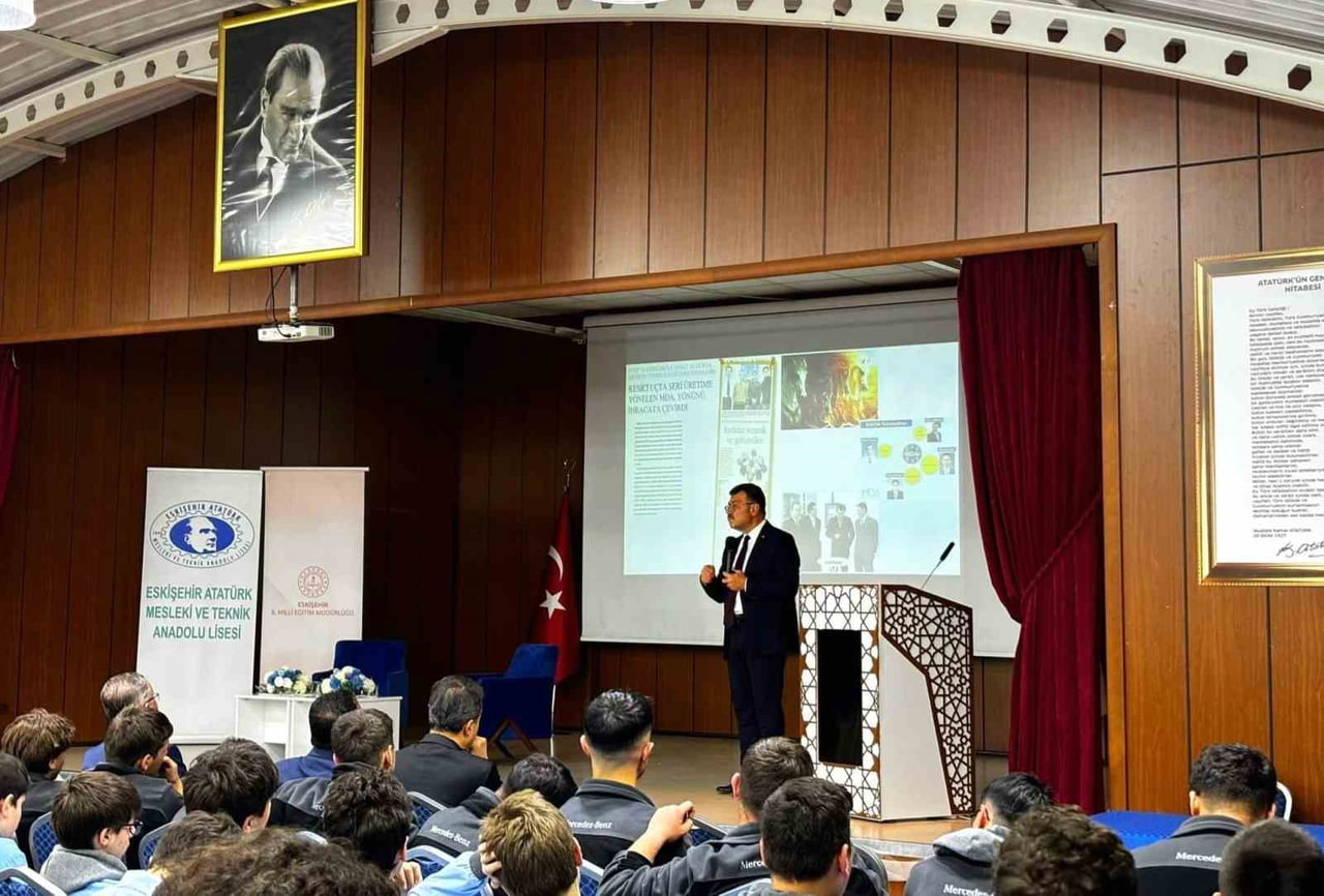 ESKİŞEHİR İL MİLLİ EĞİTİM MÜDÜRLÜĞÜ KAPSAMINDA BİR ZAMANLAR ÖĞRENCİSİ OLDUĞU ATATÜRK MESLEKİ VE...