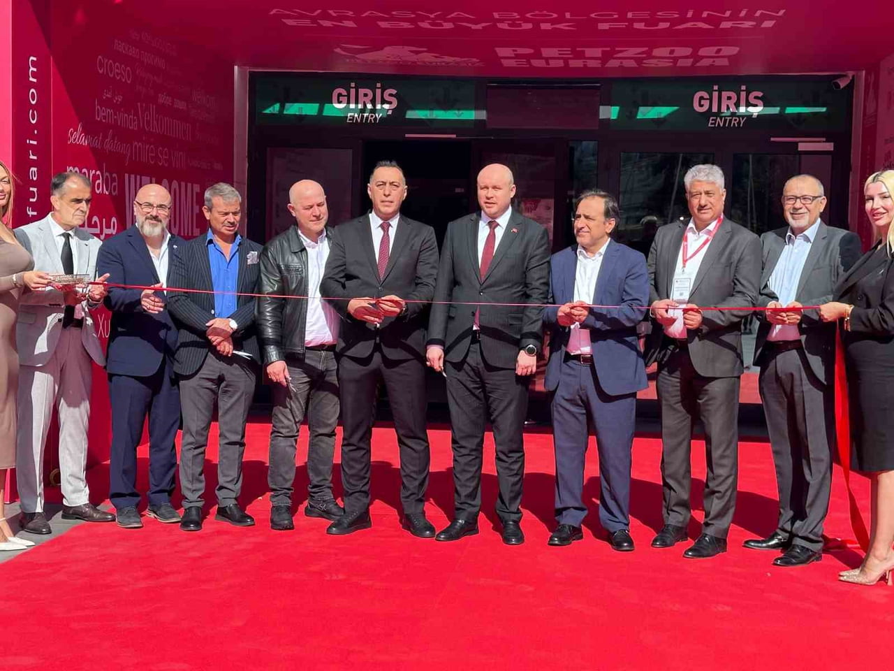 EVCİL HAYVAN ÜRÜNLERİ SEKTÖRÜNÜN ÖNEMLİ BULUŞMALARINDAN PETZOO EURASİA 2026, BUGÜN İSTANBUL FUAR...