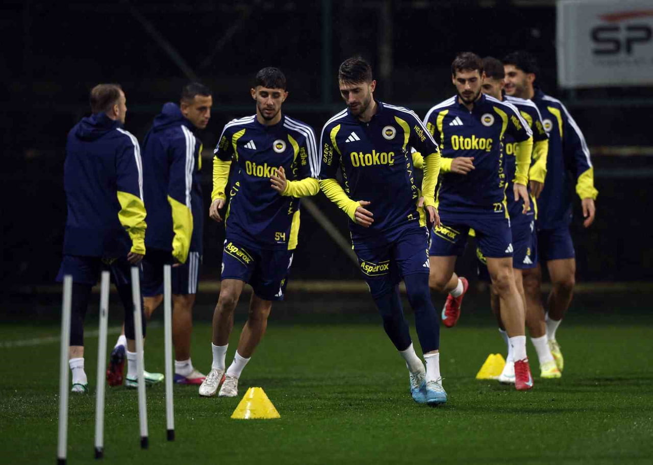 FENERBAHÇE, TRENDYOL SÜPER LİG’İN 10. HAFTASINDA YARIN SAHASINDA GÖZTEPE İLE OYNAYACAĞI MAÇIN...