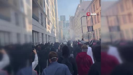 - Fransa’da eğitim eşitliğine karşı 6 Ekim’de başlayan protestolar devam ediyor. Lyon kentinde...