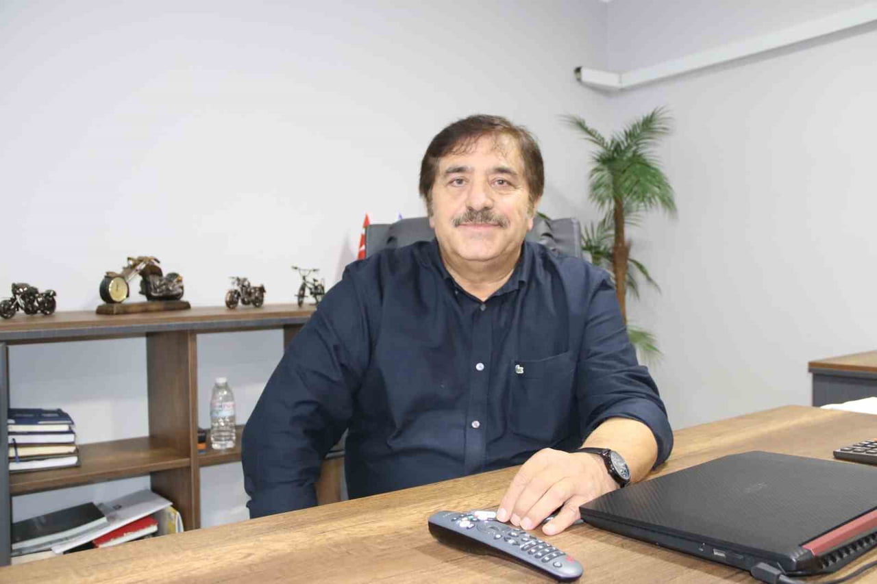 FRANSA’NIN NANTES ŞEHRİNDE 3 MAĞAZASI BULUNAN TURGUTLULU İŞ İNSANI HAMİT BULUT, HER YIL...