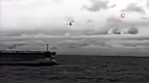 Fransa ordusu, Rusya'nın Batı'nın yaptırımlarını aşmak için kullandığı "gölge filosu"na ait...