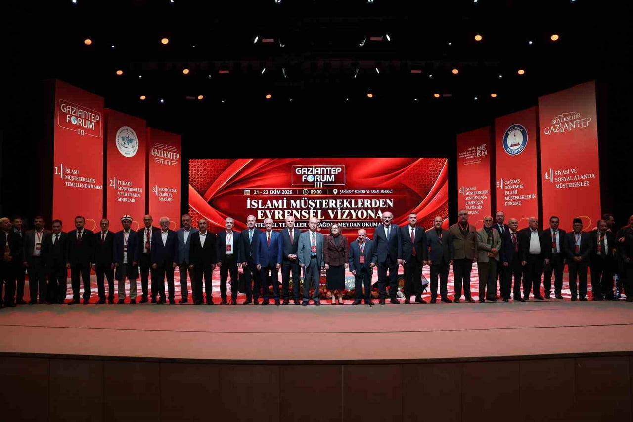 GAZİANTEP FORUM III, DÜNYANIN FARKLI ÜLKELERİNDEN ALİM, AKADEMİSYEN VE DÜŞÜNÜRLERİ GAZİANTEP'TE...