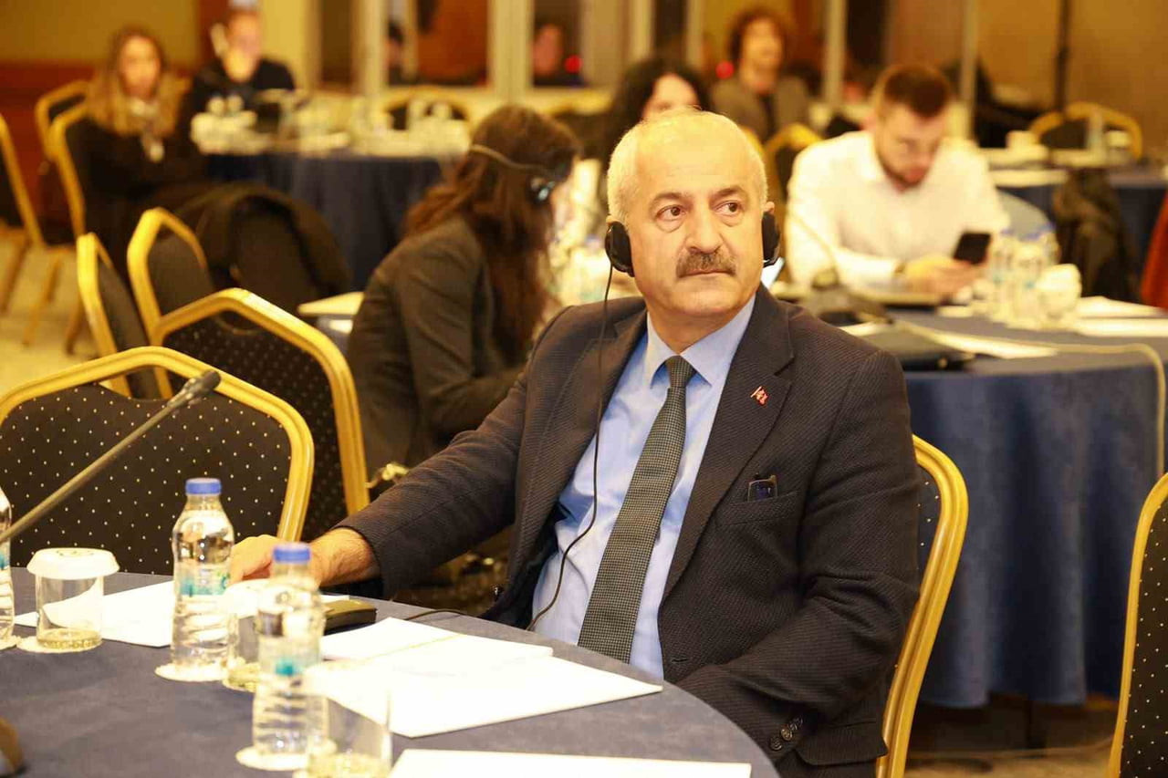 GEBZE BELEDİYE BAŞKANI ZİNNUR BÜYÜKGÖZ, İSTANBUL'DA DÜZENLENEN "KENTLERİN GELECEĞİ: İKLİM...