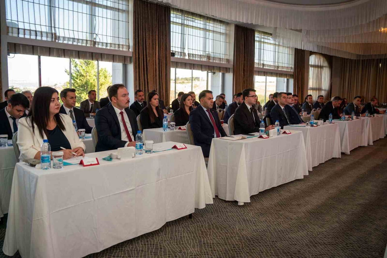 GÖÇ İDARESİ BAŞKANLIĞINCA DÜZENLENEN GERİ GÖNDERME MERKEZ MÜDÜRLERİ İSTİŞARE TOPLANTISI, İÇİŞLERİ...