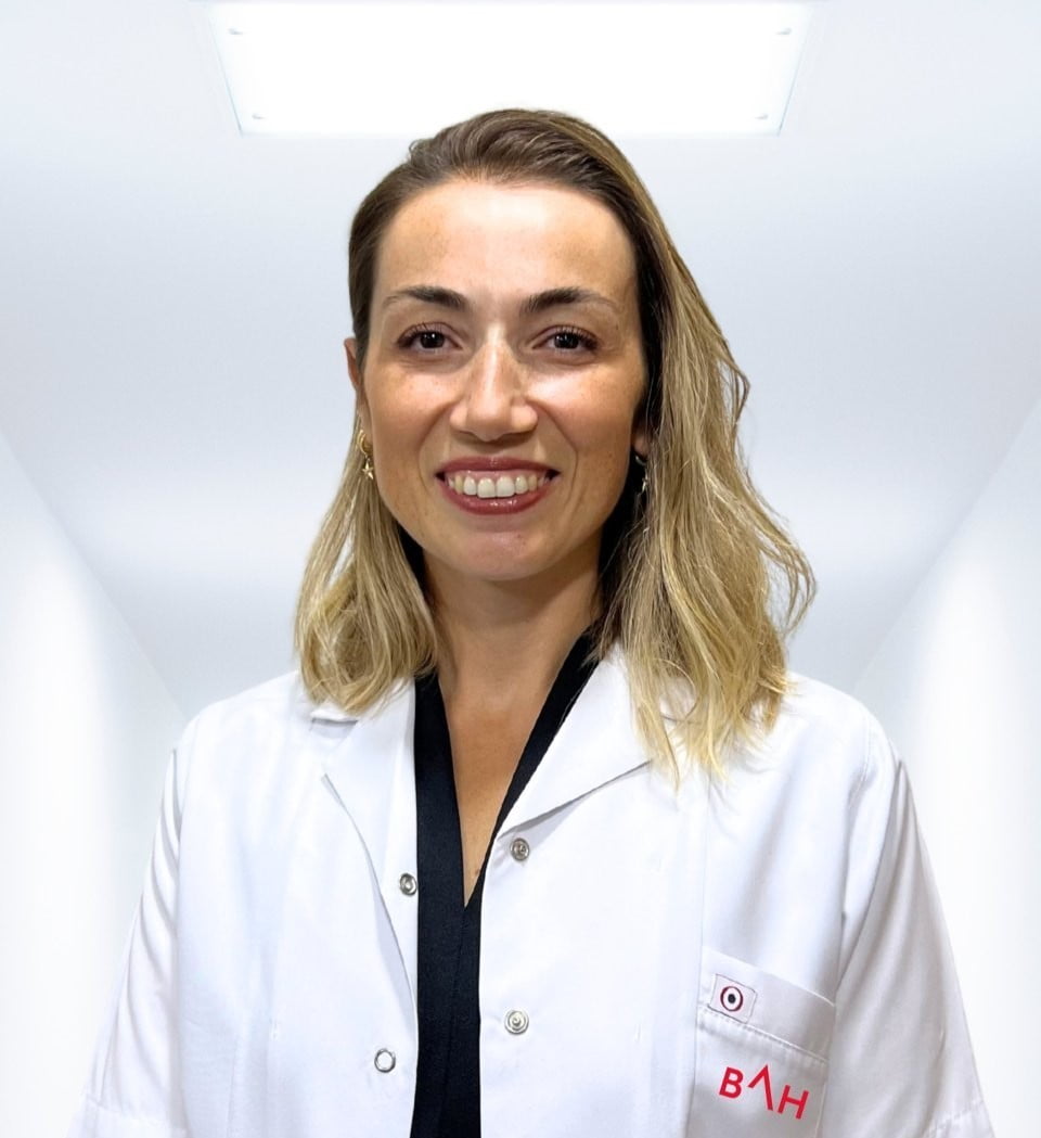 GÖĞÜS HASTALIKLARI UZMANI UZM. DR. FUNDA KARADUMAN YALÇIN, ELEKTRONİK SİGARANIN İÇERDİĞİ...