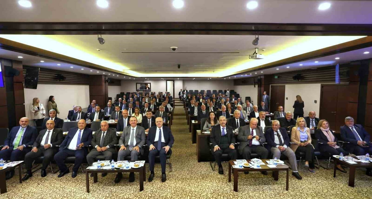 GSO’DA YENİ DÖNEMİN İLK MECLİS TOPLANTISI YAPILDI