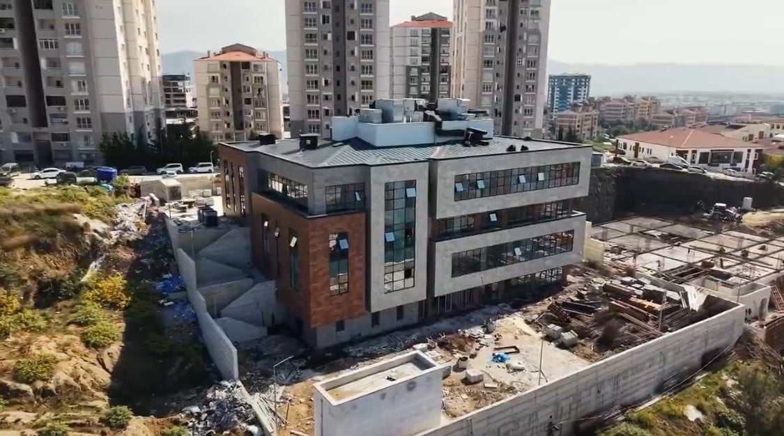 HATAY VALİSİ MUSTAFA MASATLI, ANTAKYA’DA YAPIMI SÜREN KAMU HİZMET BİNALARINDA İNCELEMELERDE...