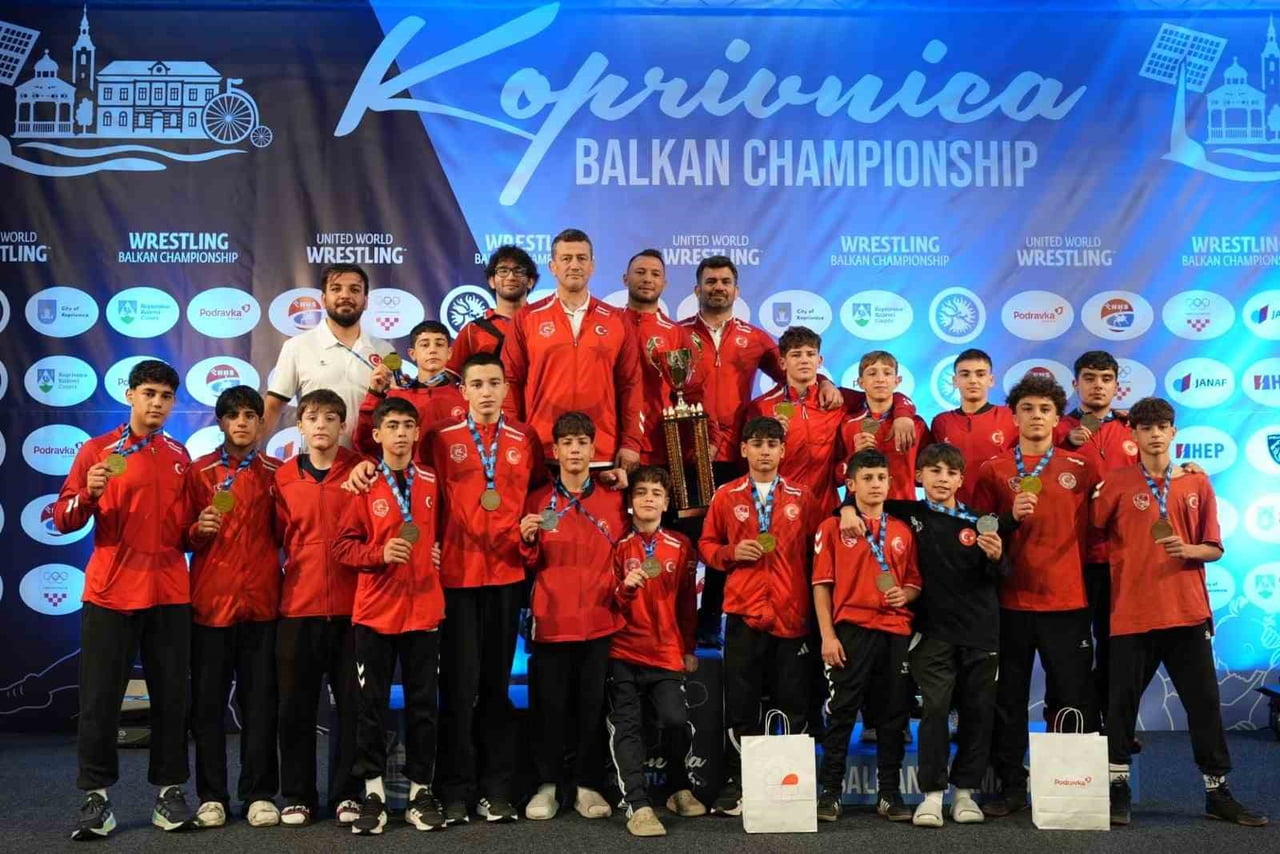 HIRVATİSTAN’IN KOPRİVNİCA KENTİNDE DÜZENLENEN BALKAN GÜREŞ ŞAMPİYONASI’NDA DENİZLİLİ...