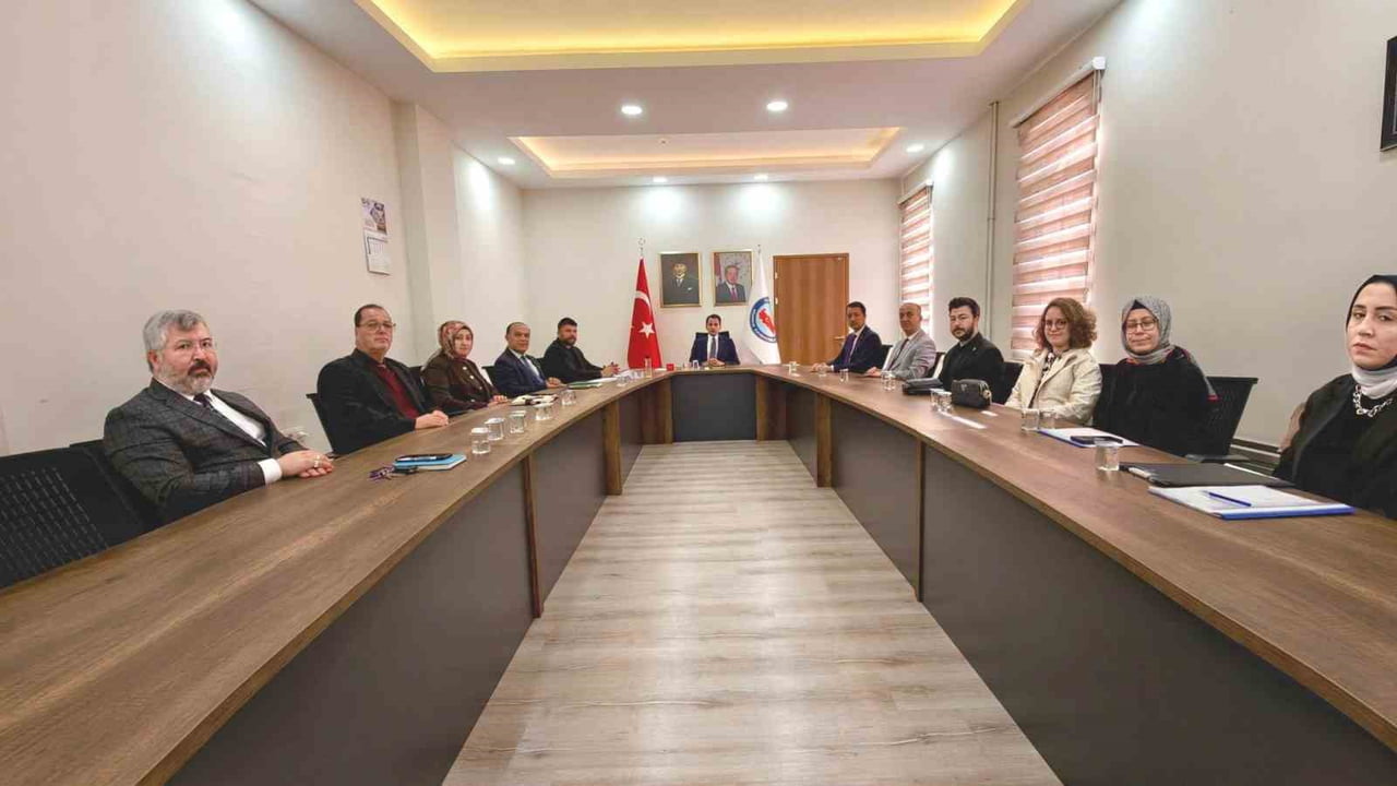 HİSARCIK’TA ÇOCUK KORUMA VE KADINA YÖNELİK ŞİDDETLE MÜCADELE TOPLANTISI