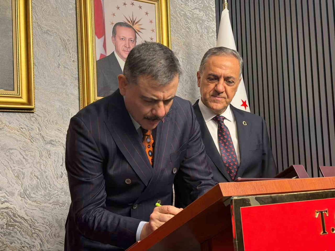 İÇİŞLERİ BAKANI MUSTAFA ÇİFTÇİ, YALOVA PROGRAMI KAPSAMINDA YALOVA VALİLİĞİ’Nİ ZİYARET ETTİ. BAKAN...