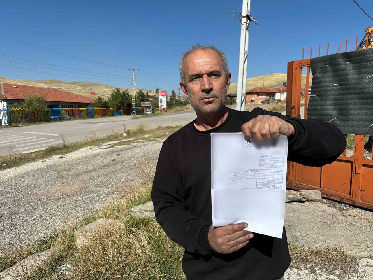 İNTERNETTE GÖRDÜĞÜ YÜKSEK LİMİTLİ KREDİ KARTI BAŞVURU İLANINI GERÇEK SANAN 52 YAŞINDAKİ MURAT EM...