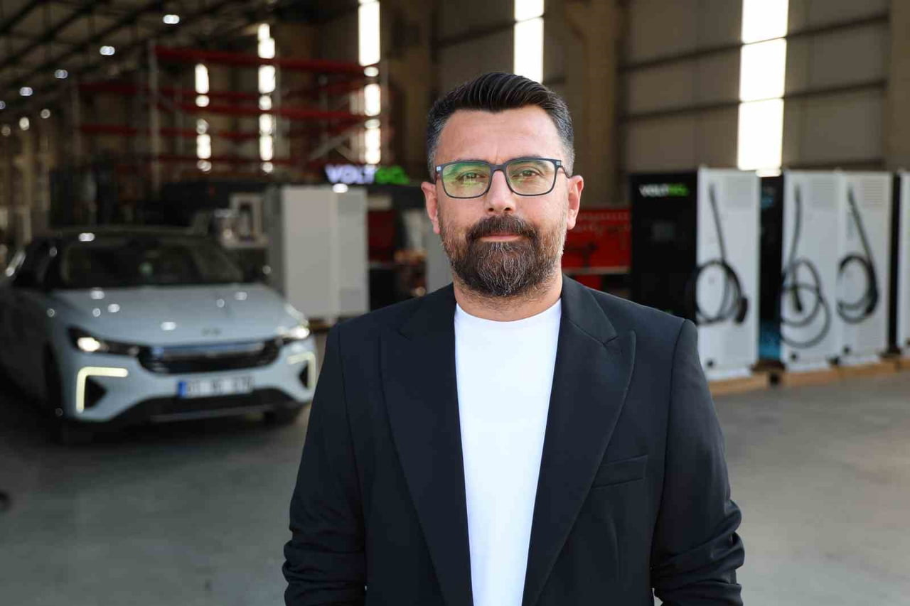 İŞ GELİŞTİRME VE STRATEJİ DİREKTÖRÜ ALİ ÇELEBİ, "TÜRKİYE ELEKTRİKLİ MOBİLİTEDE ÜRETİM ÜSSÜ HALİNE...