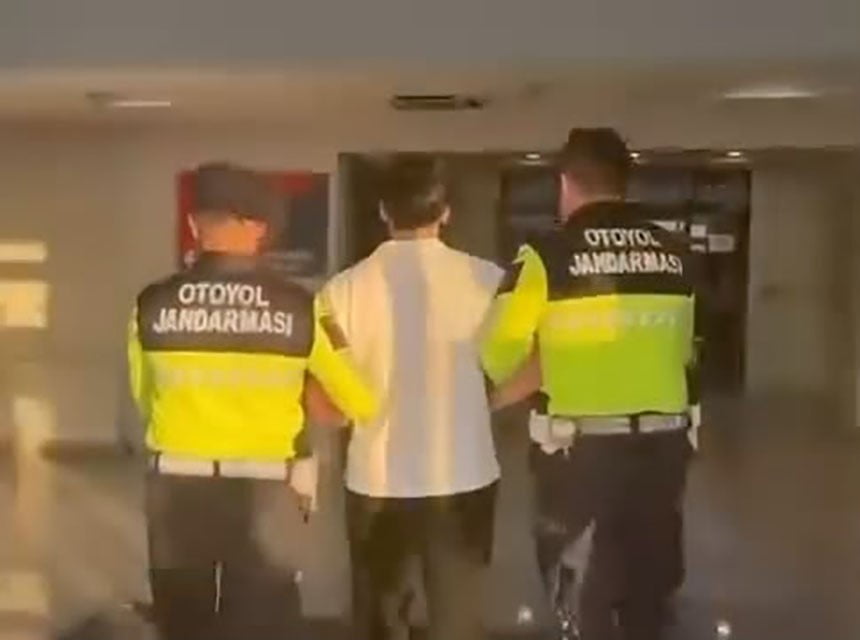 İSTANBUL ARNAVUTKÖY’DE KUZEY MARMARA OTOYOLU ÜZERİNDE SAATTE 232 KİLOMETRE HIZLA İLERLEYEREK...