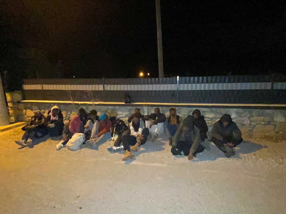İZMİR'İN URLA İLÇESİNDE SAHİL GÜVENLİK VE JANDARMA EKİPLERİ TARAFINDAN DÜZENLENEN ORTAK...