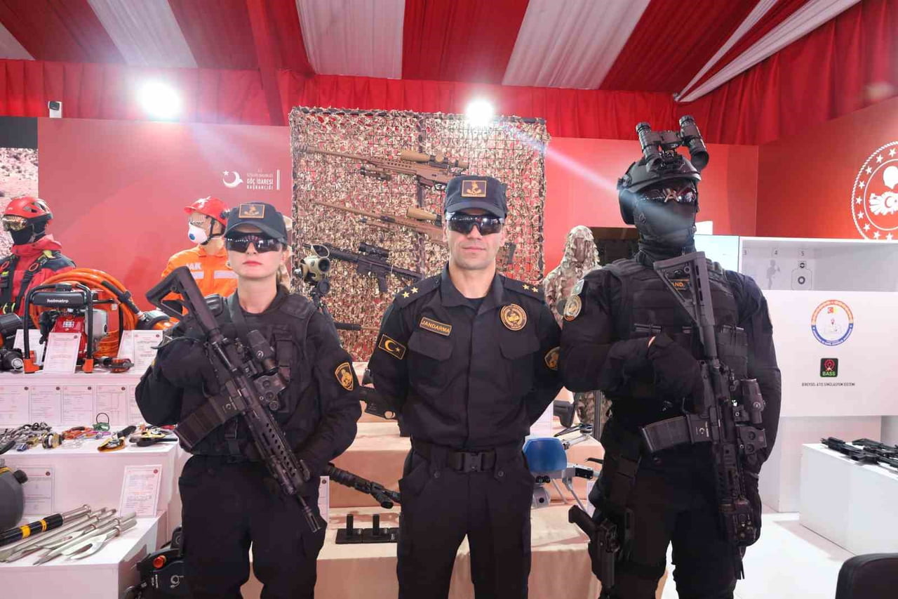 JANDARMA GENEL KOMUTANLIĞI'NIN SEÇKİN BİRİMLERİNDEN OLAN JANDARMA KOMANDO ÖZEL ASAYİŞ KOMUTANLIĞI...