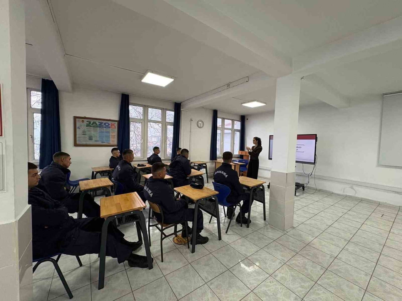 JANDARMA PERSONELİNE KADINA ŞİDDETLE MÜCADELE EĞİTİMİ