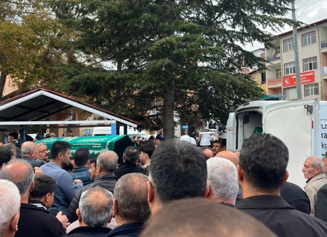 KAHRAMANMARAŞ’IN GÖKSUN İLÇESİNDE OTOMOBİLİN KÖPRÜDEN UÇMASI SONUCU HAYATINI KAYBEDEN İKİ KİŞİ SON...