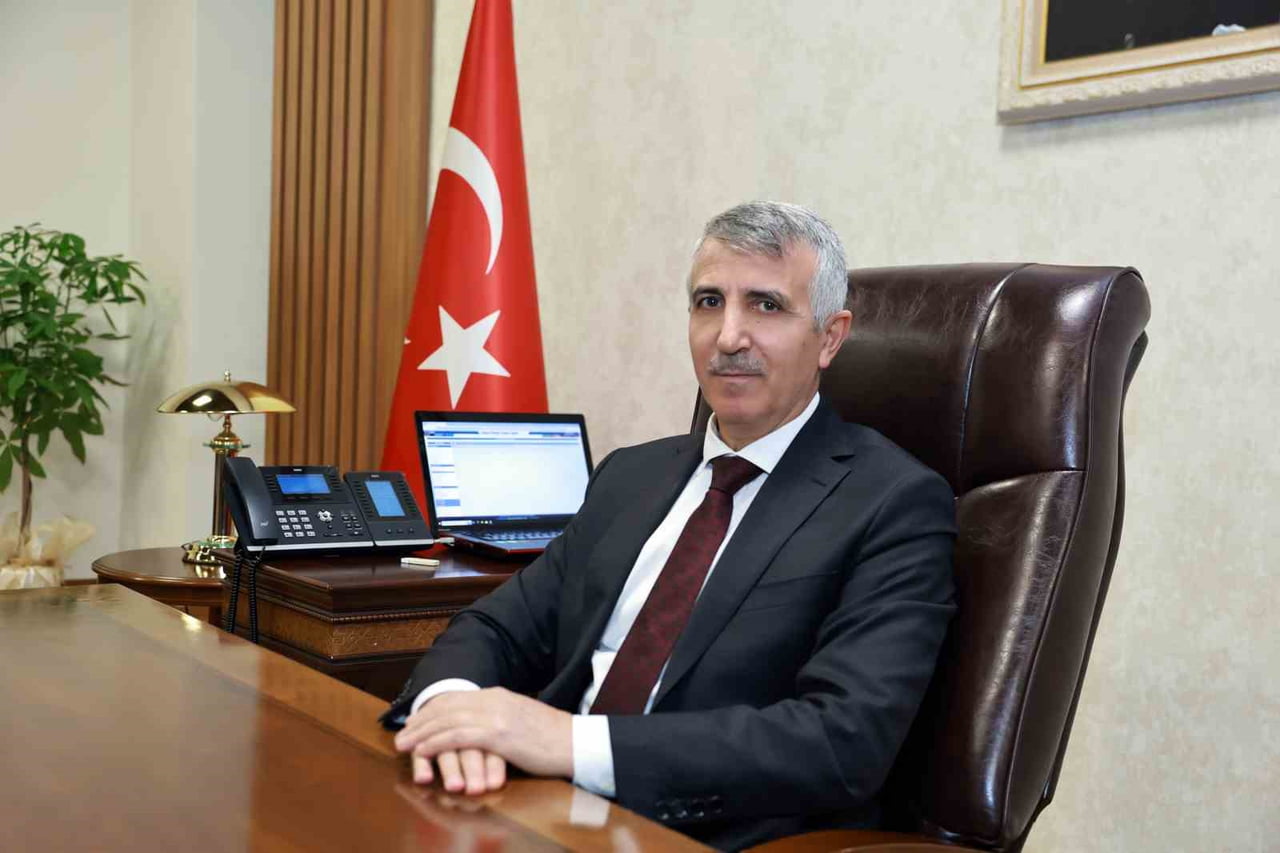 KAHRAMANMARAŞ VALİSİ MÜKERREM ÜNLÜLER, ADANA VE OSMANİYE'DE MEYDANA GELEN DEPREMLERLE İLGİLİ...