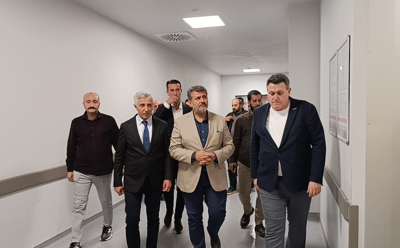 KAHRAMANMARAŞ VALİSİ MÜKRREM ÜNLÜER, KARAKOÇ'U DEVLET HASTANESİ'NDE ZİYARET ETTİ.