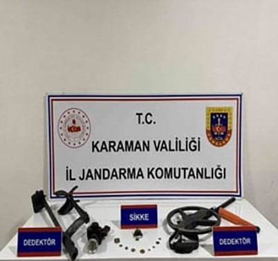KARAMAN'DA JANDARMA EKİPLERİNİN GERÇEKLEŞTİRDİĞİ ASAYİŞ DENETİMLERDE ARANAN 80 KİŞİ YAKALANIRKEN...