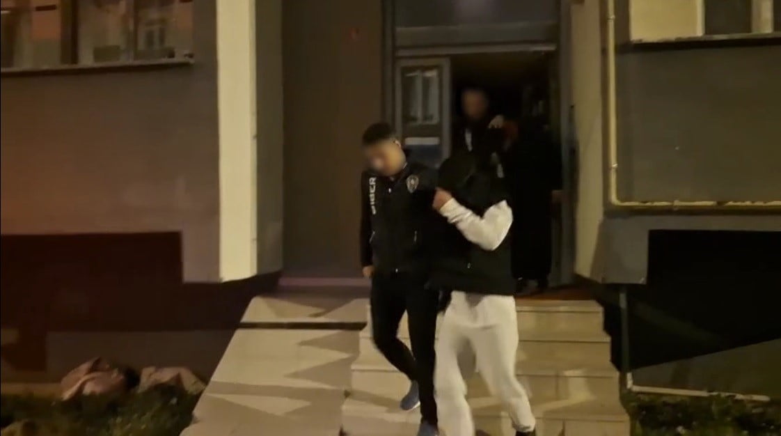 KARS MERKEZLİ YASA DIŞI BAHİS OPERASYONLARINDA 5 ŞÜPHELİYE ADLİ İŞLEM YAPILDI.